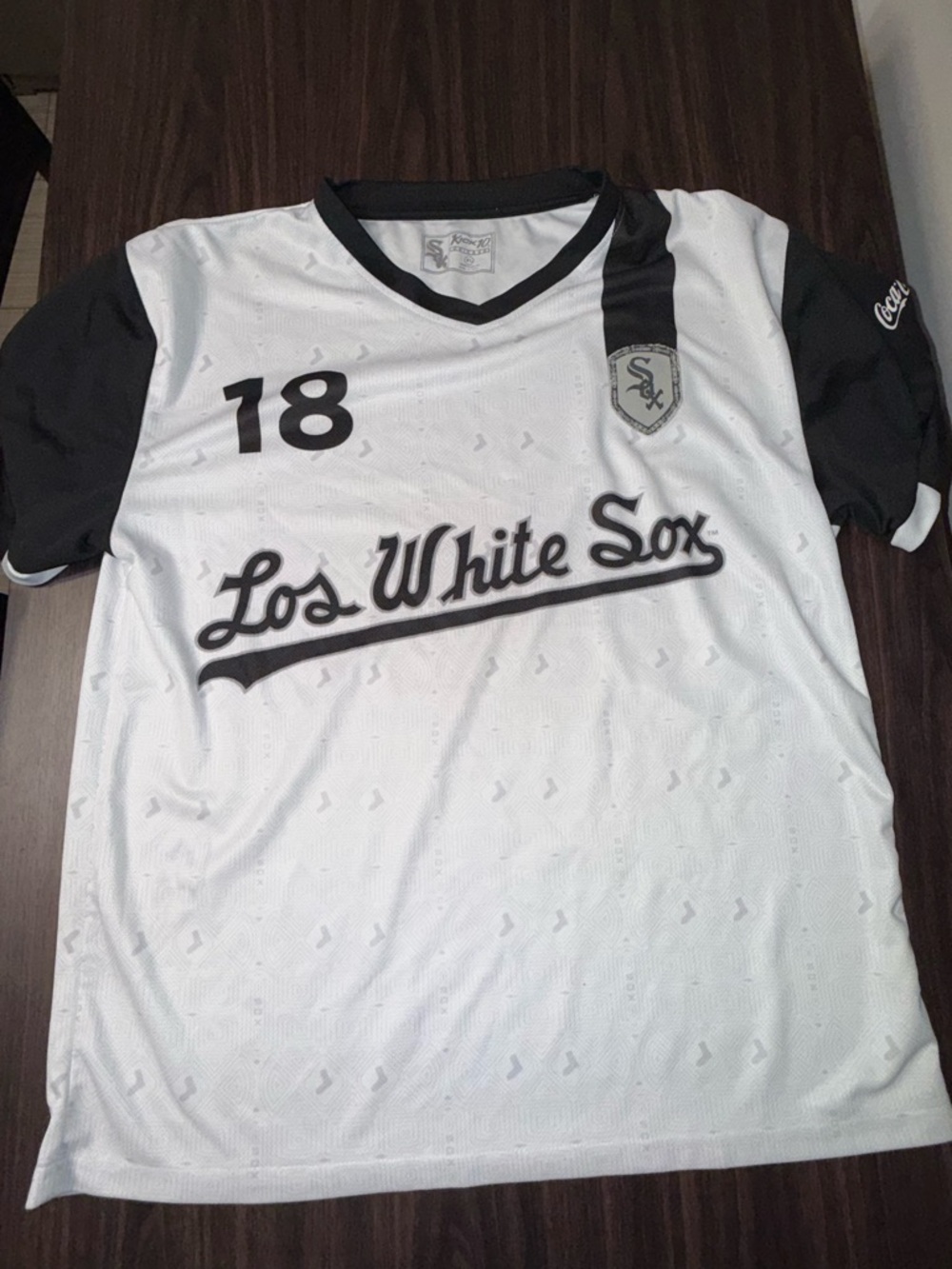 White & Black 'Los White Sox' Baseball Jersey